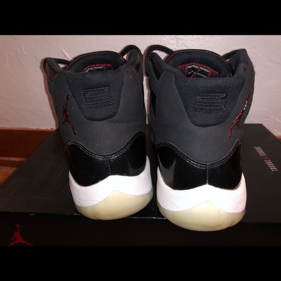 Jordan Retro 11 “72-10” main image 7